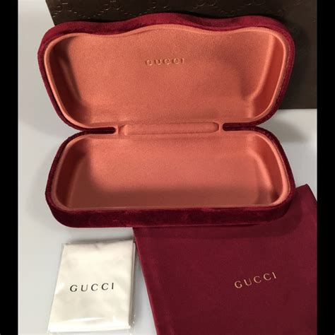 gucci sunglass case dimensions|velvet gucci glasses case.